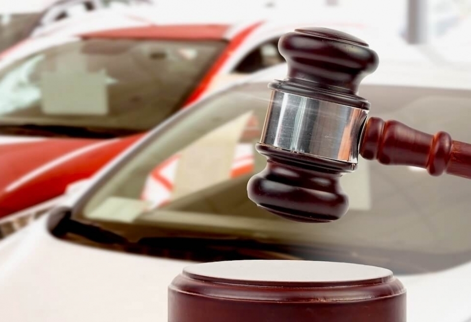 “Aqrarkredit”-in  milyon yarımlıq 2 əmlakı