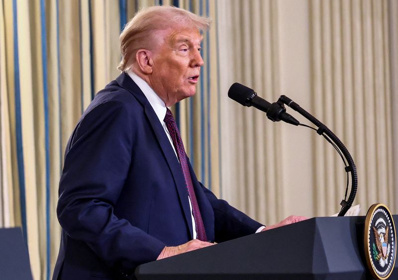 Tramp neftin qiymətini 