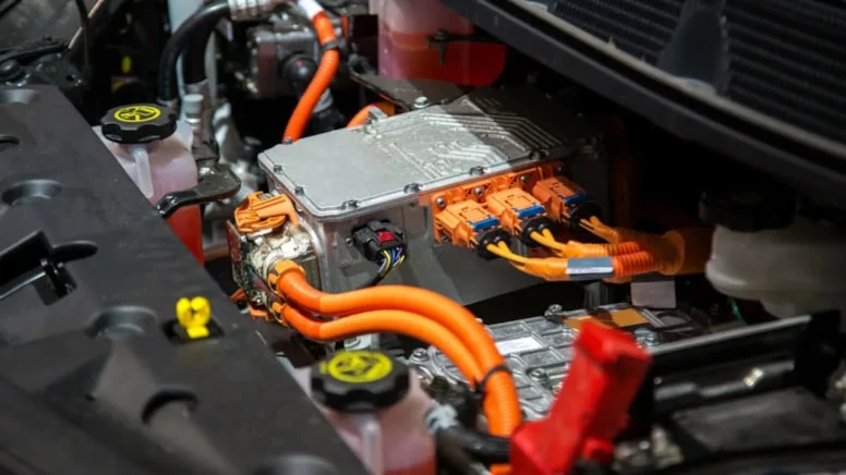 Elektrikli avtomobillərdə 1000 volt dövrü -