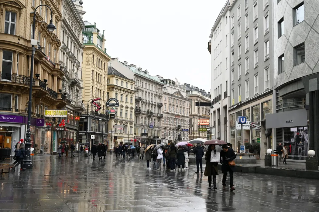 Vyanada sakinlər kəskin 