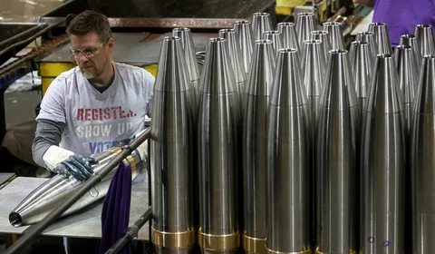 ABŞ müdafiə şirkətləri silah istehsalını 