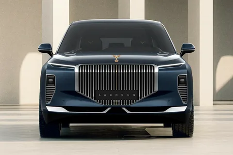 Vyetnam yeni krossover və sedan modellərini 