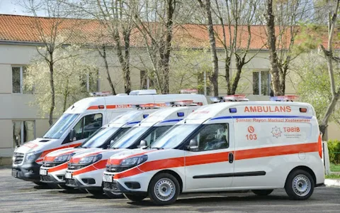 Təcili yardım əməkdaşları yeni geyimlə 