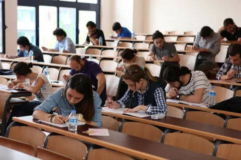 Bir qrup tələbənin təhsil haqqı