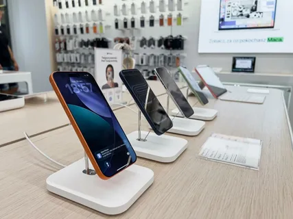 Apple ilk dəfə birinci rübdə qlobal smartfon bazarına 