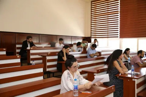 DİM doktorantura və fəlsəfə doktoru imtahanlarının 