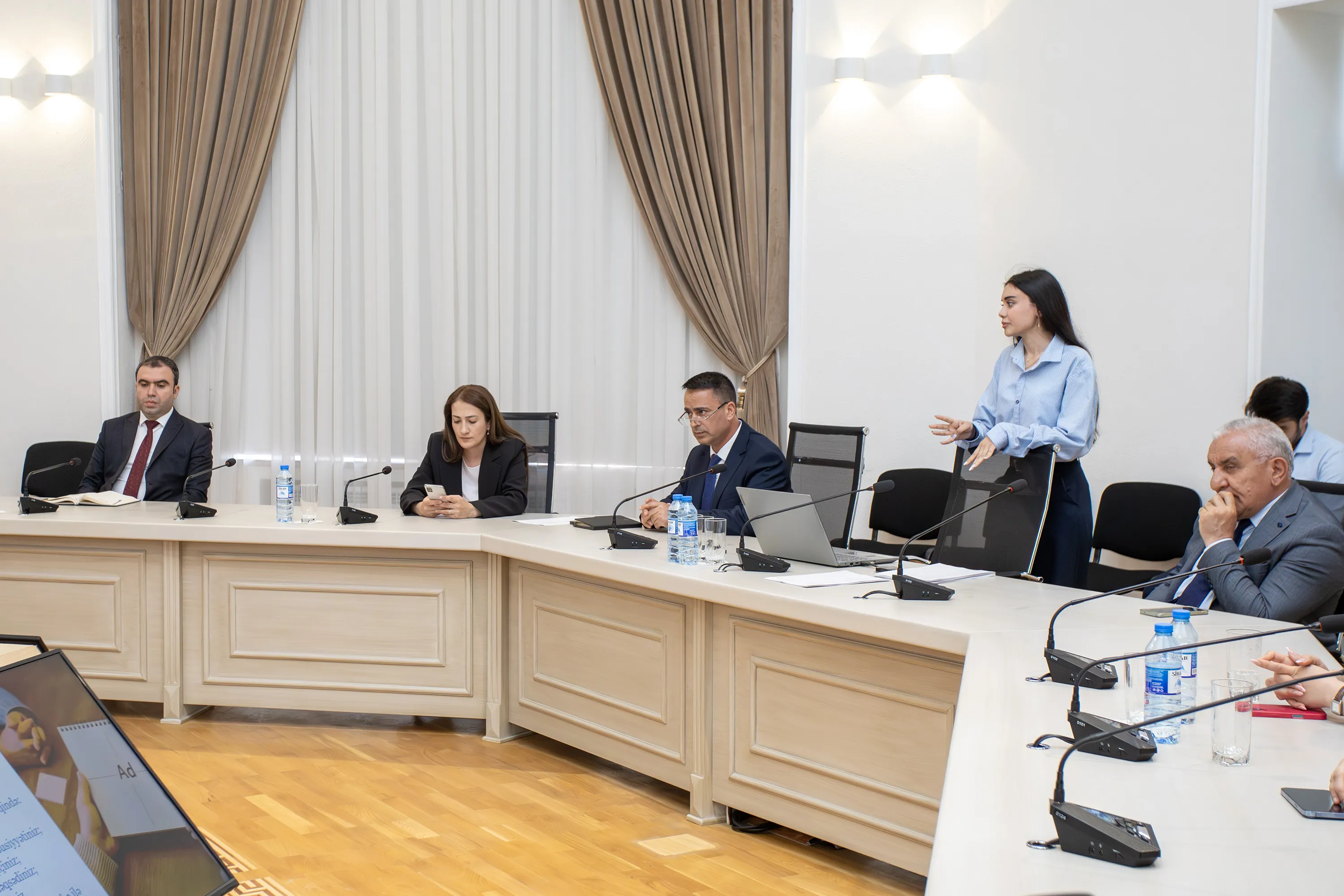 DİM rəsmisi komanda birliyinin artırılması yollarını
