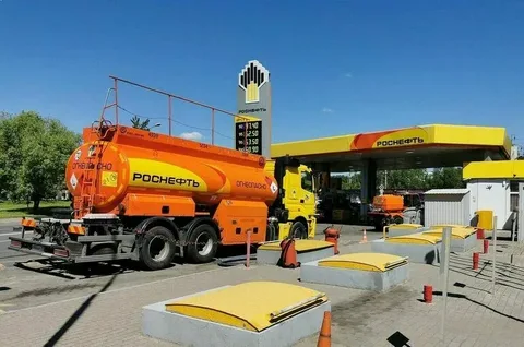 Rusiyada benzin istehsalı tələbatın təxminən 