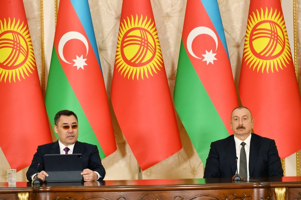 Azərbaycan və Qırğızıstan 