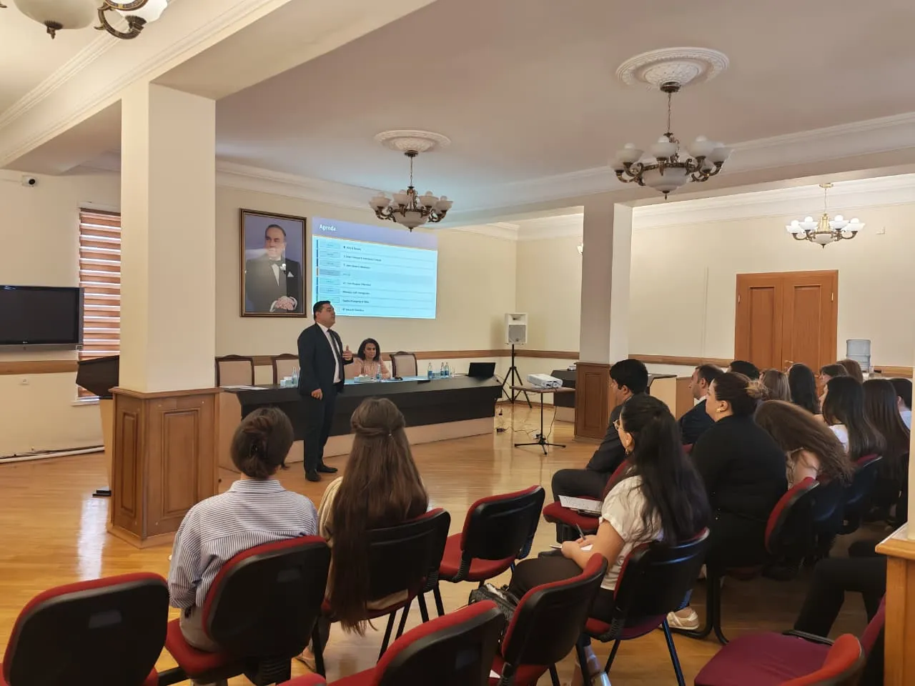 Gəncə və ətraf rayonlarda dövlət qulluqçuları üçün 