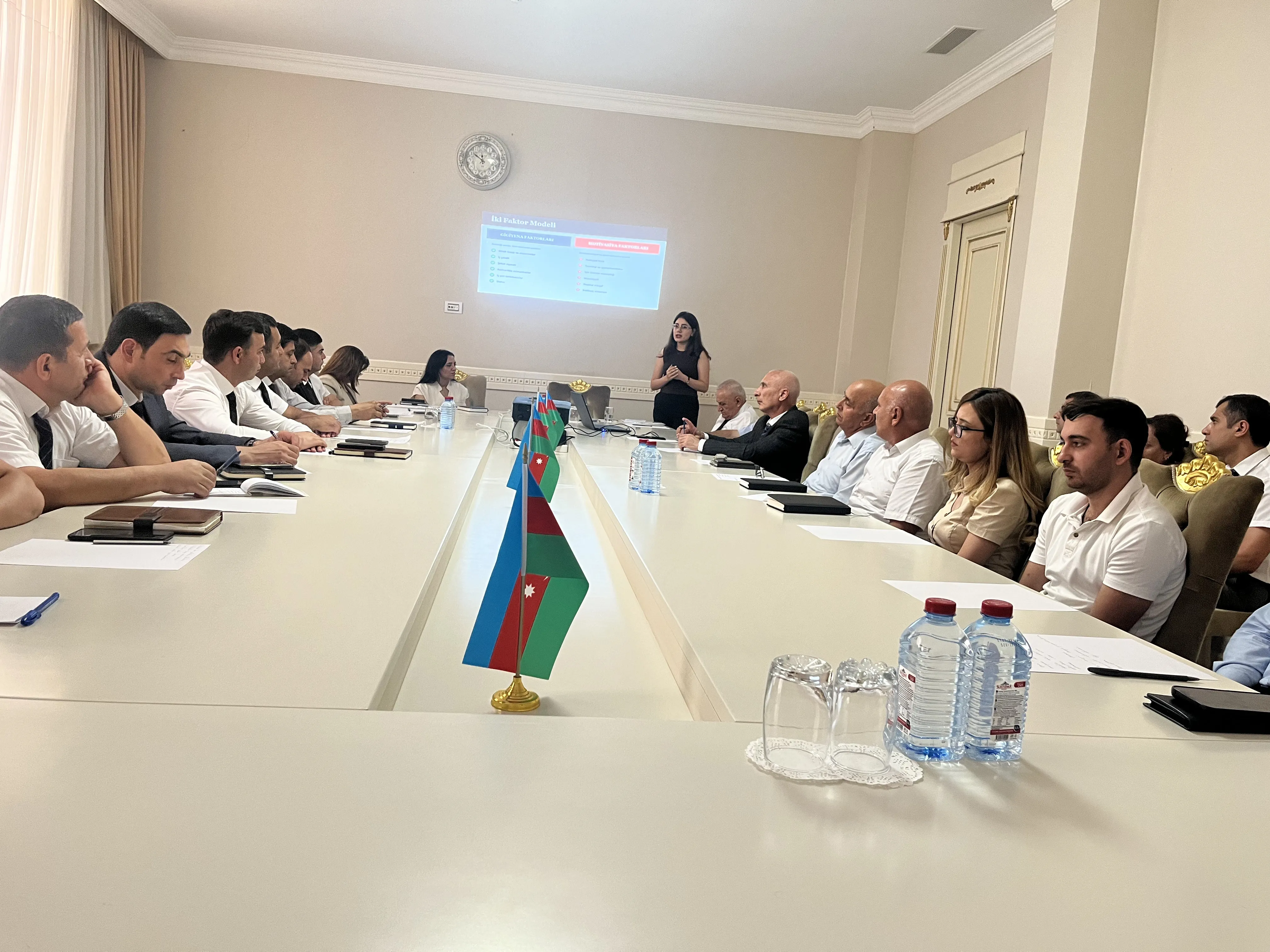 Dövlət qulluqçuları üçün regionlarda 