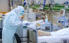 Koronavirus həkimlərinin əmək haqlarına 