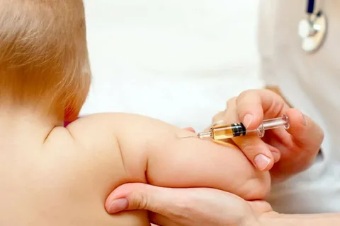 Azərbaycanda uşaq peyvəndlərinin alınması üçün tender 