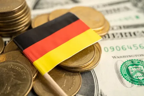 Almaniya iqtisadiyyatı çətinliklə irəliləyir; Deutsche Bank 