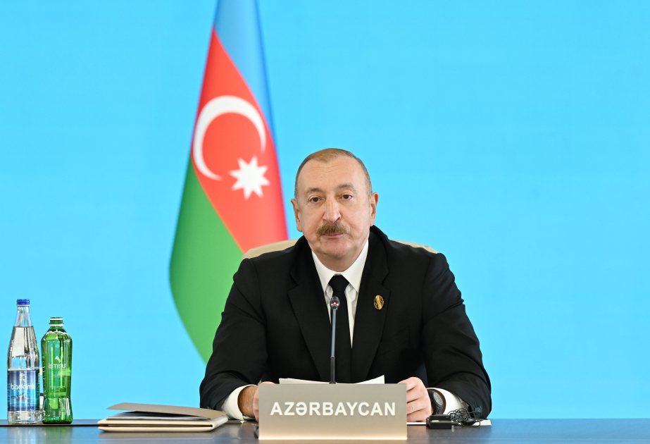 Prezident İlham Əliyev Zirvə Görüşündə
