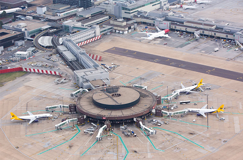 Azərbaycan London hava limanına 50 milyon funt sterlinq 