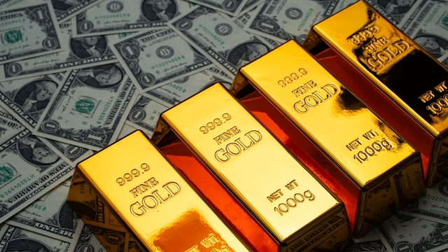 Qızıl yenidən yüksəlişdə: 