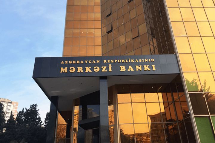 Mərkəzi Bankın avtomobilləri 