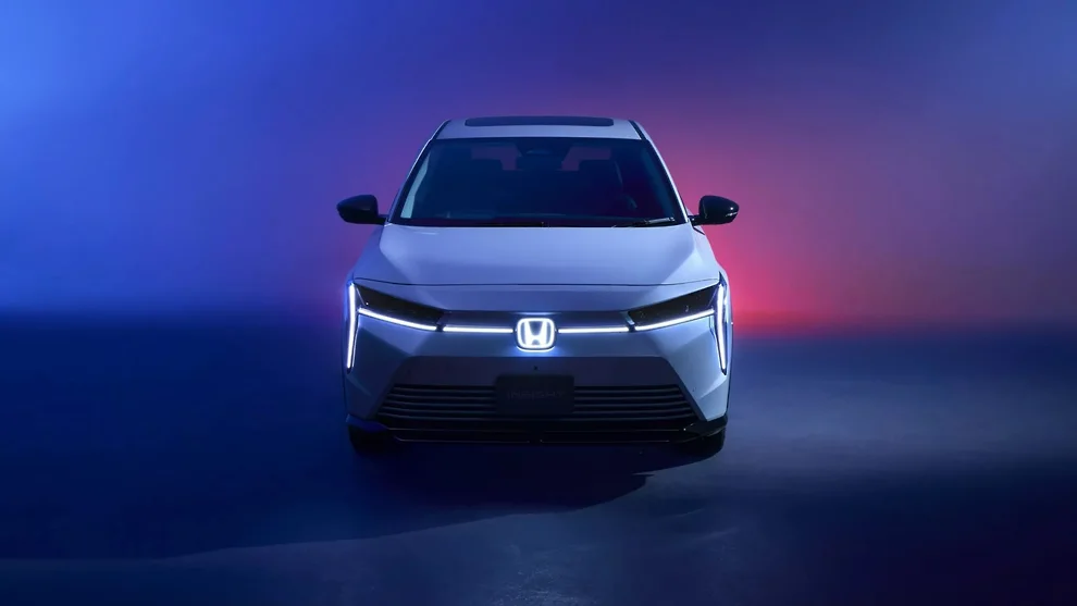 Honda Insight modeli krossover kimi yenidən 