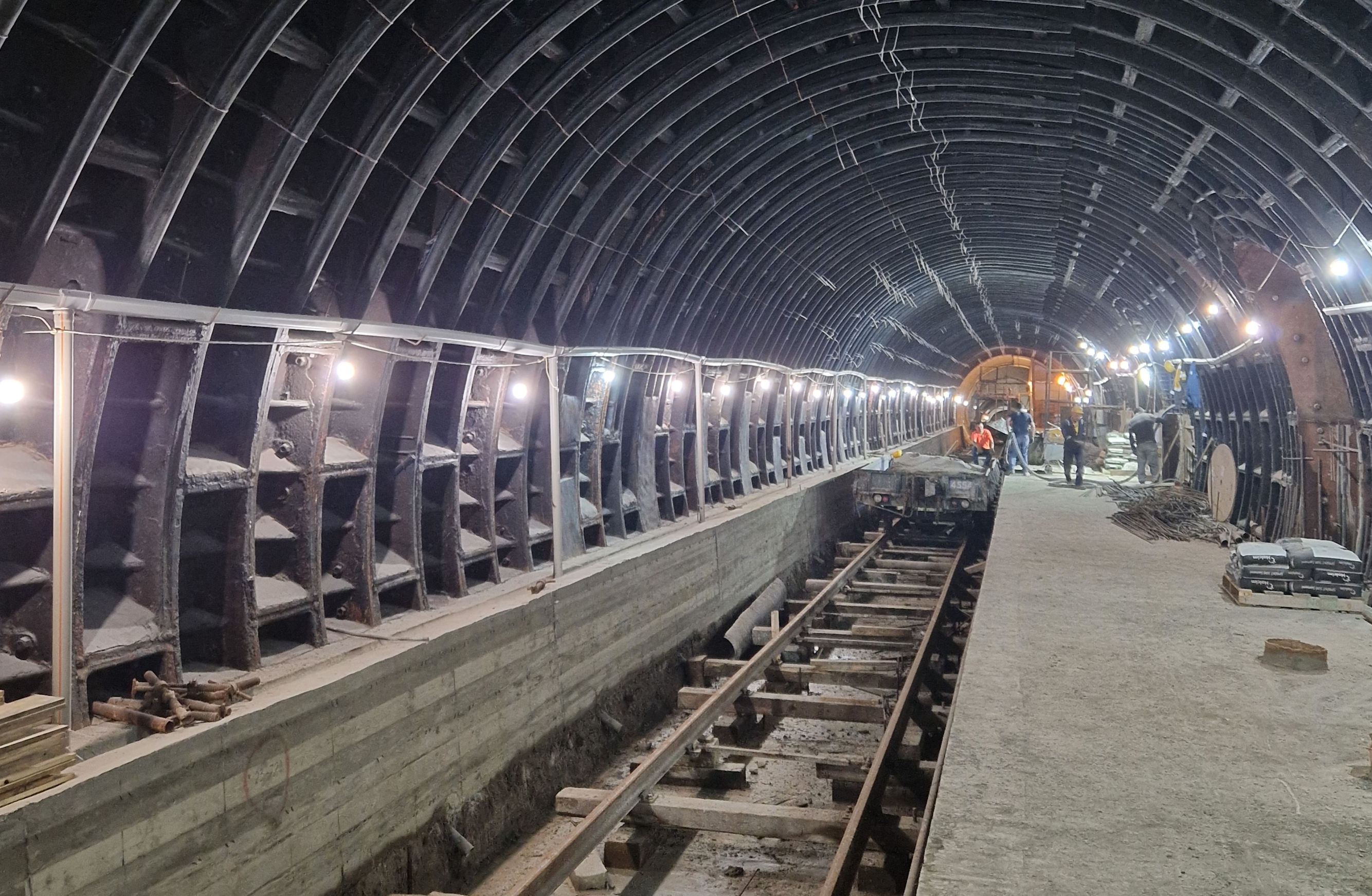 Bakıda 24 metro stansiyasının tikintisi üçün 
