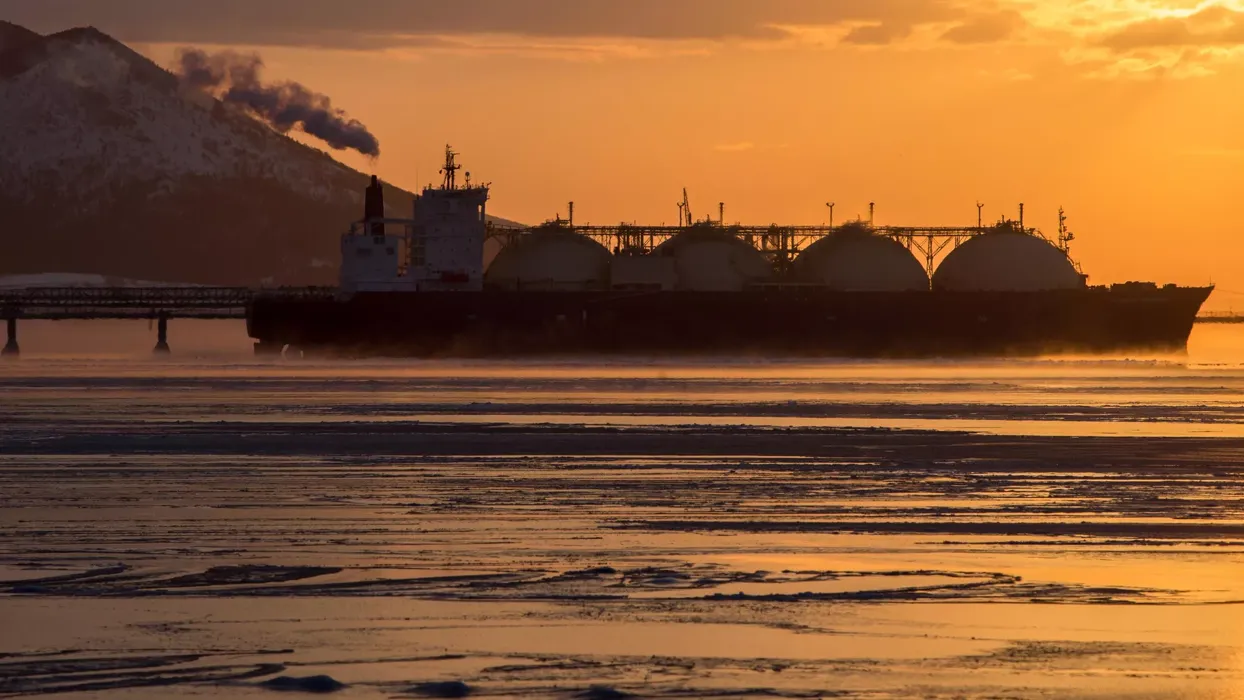 Dünya LNG çatışmazlığı səbəbindən