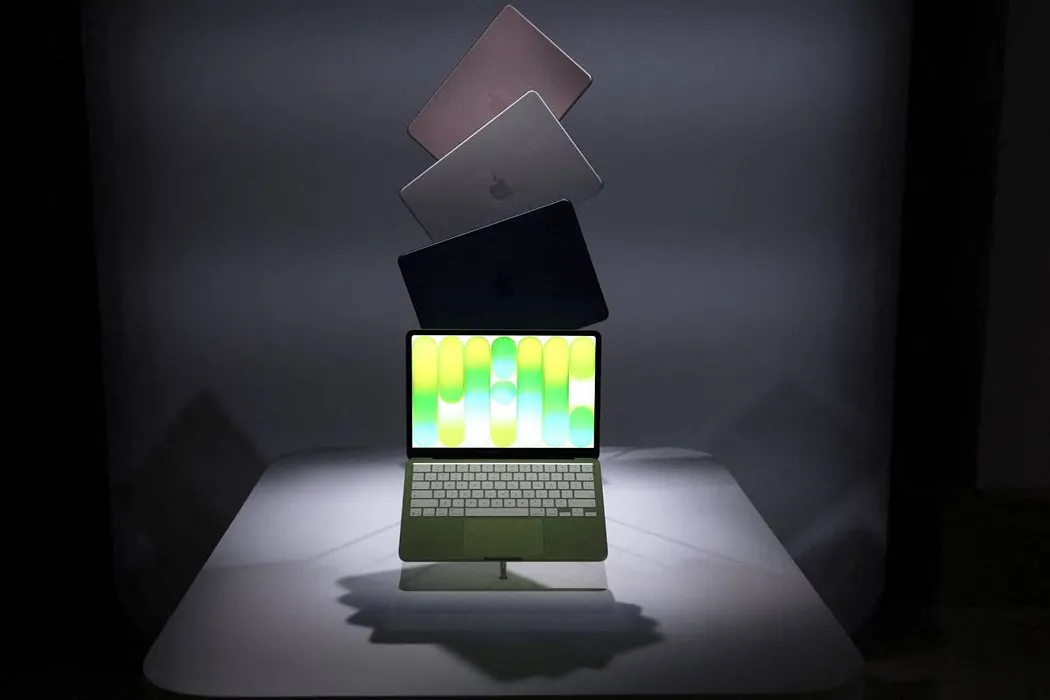 Apple-ın ən ucuz noutbuku Windows PC-dən 