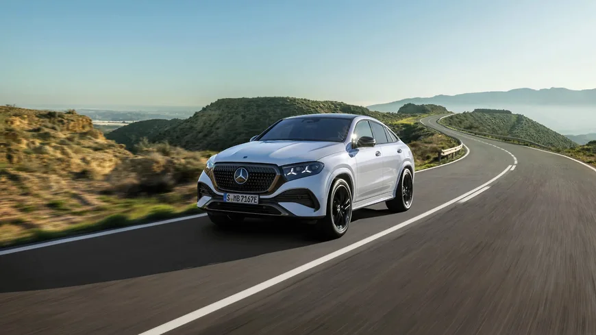 Mercedes-Benz yeni modeli çoxsaylı üçşüalı 