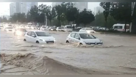 Bakıda bəzi istiqamətlərdə nəqliyyatın hərəkətində 
