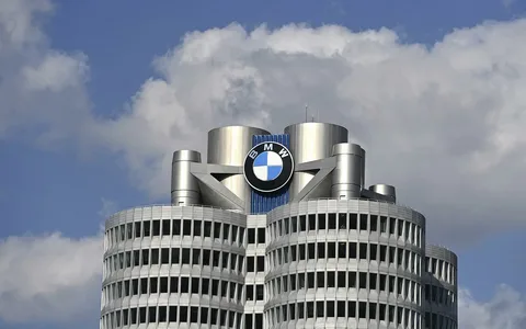 BMW birinci rübdə tədarüklərin 