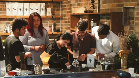 Paytaxt gəncləri niyə kofe sahəsinə 