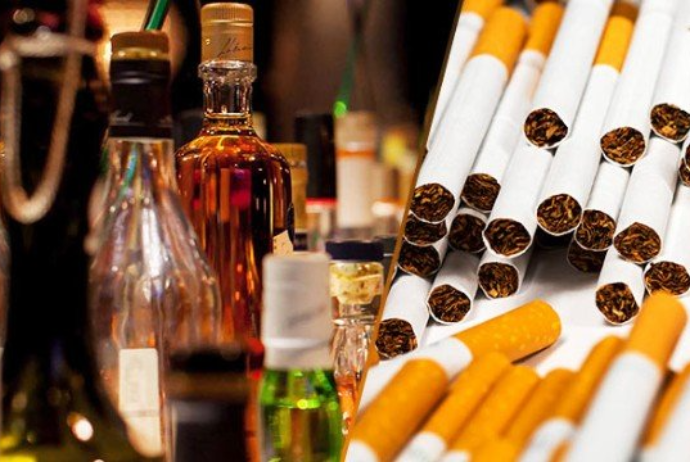 Azərbaycanda "zərərli vərdişlər" 