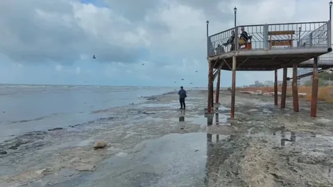 Xəzər dənizinin səviyyəsinin kəskin şəkildə enməsi