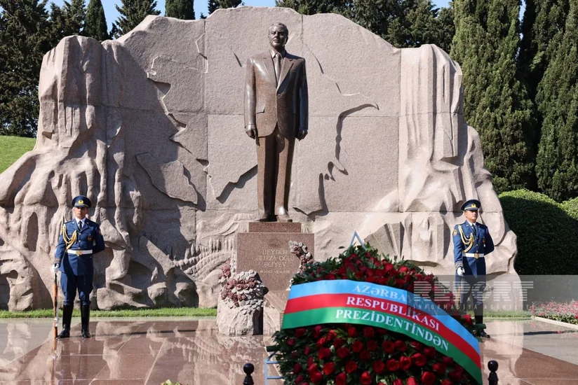 Ümummilli lider Heydər Əliyevin 