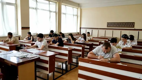 Diplomatik xidmətə qəbul imtahanında iştirak etmək üçün 