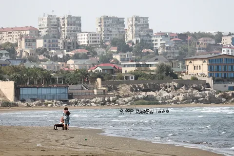 Xəzər dənizinin çəkilməsi: Bakı və region 