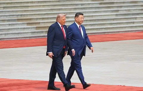 Donald Tramp və Si Cinpinin tarixi görüşünün 