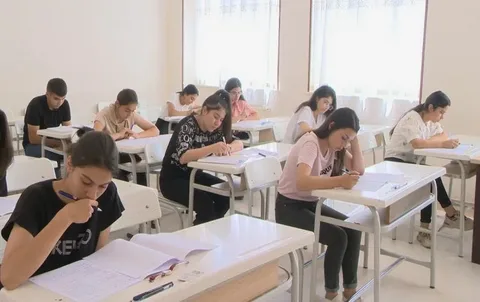 Azərbaycan dili  üzrə 3 may imtahanının 
