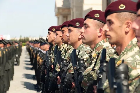 Prezident hərbi xidmətə çağırışla bağlı 