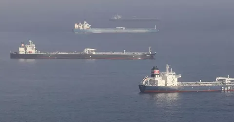 Hörmüz boğazında kritik canlanma: 3 supertanker 6 milyon 