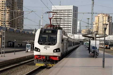 Bakı–Tbilisi qatarına bilet satışı 