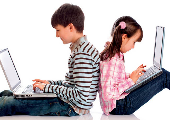  Uşaqları internetdə gözləyən 6 təhlükə 