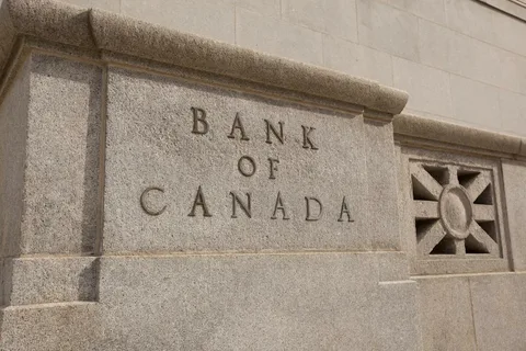 Kanada Bankı inflyasiya riskləri fonunda faiz dərəcələrini 