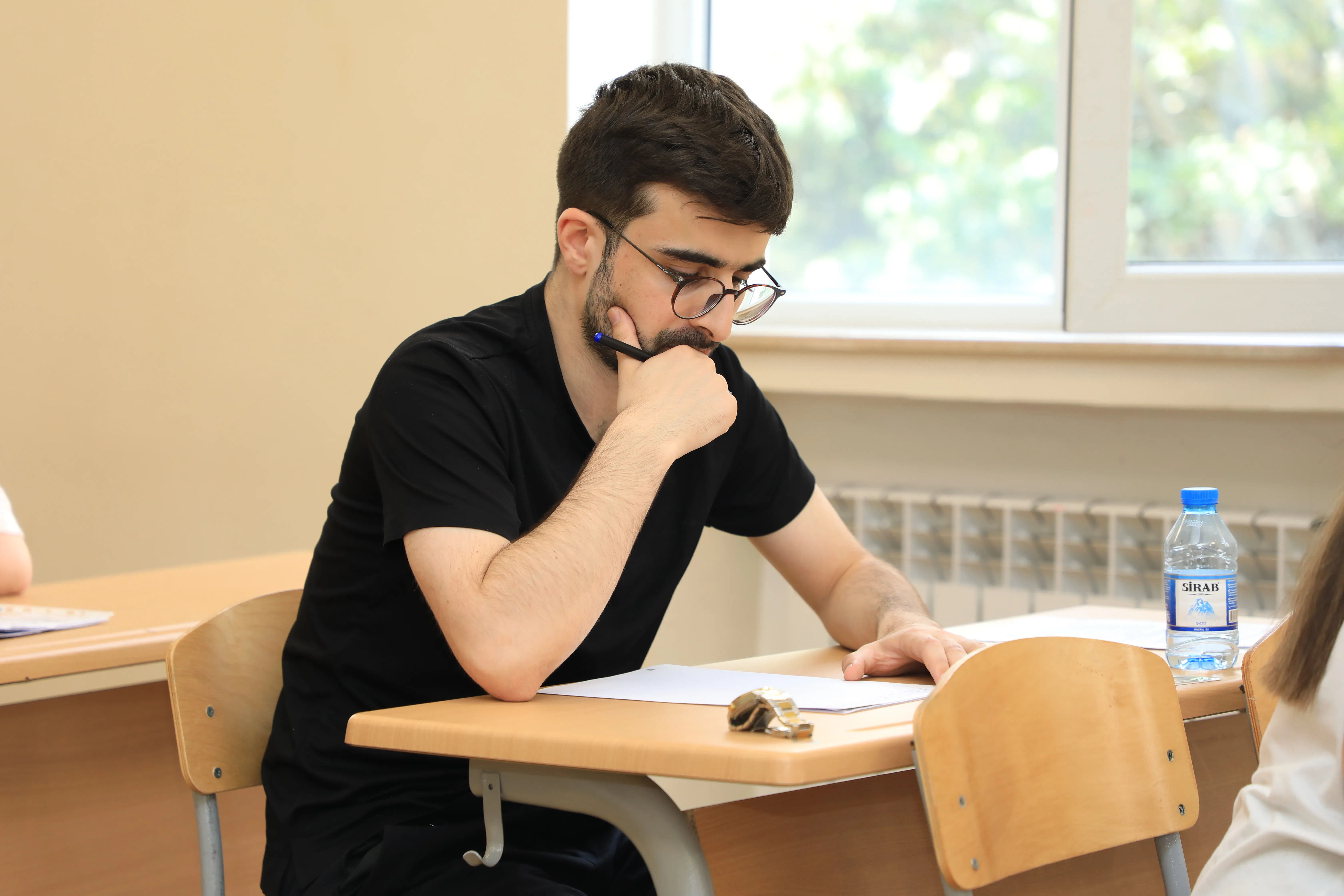Magistratura imtahanı başa çatdı: Nəticələr iki mərhələdə 