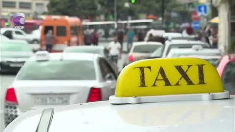 Milli Məclisdə taksi sürücülərinin problemləri