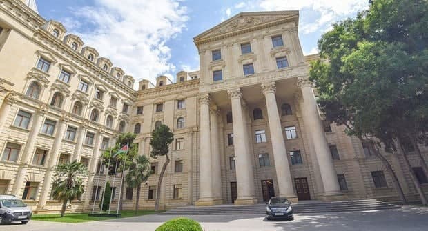 Bu gün diplomatlar 
