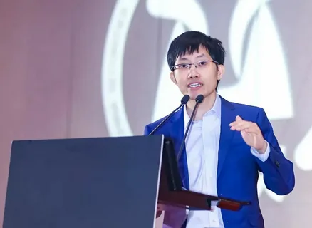 "DeepSeek"in təsisçisi süni intellekt startapları arasında ən varlı 