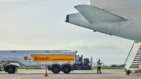 "Delta" və "Shell" ekoloji aviasiya yanacağı üzrə