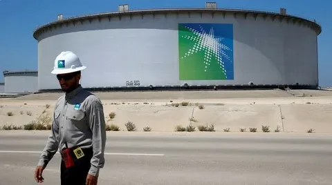 Saudi Aramco Cizandakı neft emalı zavodunun