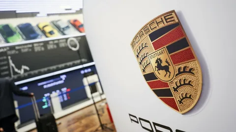 Porsche 5,7 milyard avroya qədər 