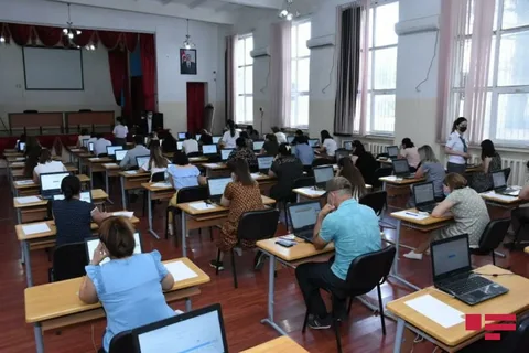 Bu gün dövlət qulluğuna qəbul üzrə 